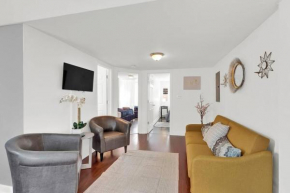 Open Flat By Park & Metro